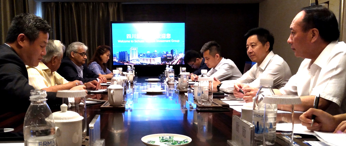 集团党委副书记、副董事长、总经理杨川会见印度靛蓝集团执行董事卡皮尔·巴蒂亚先生一行