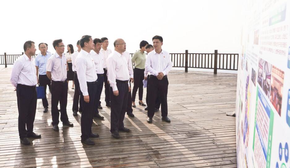 省委常委、组织部长王正谱到四川尊龙凯时集团调研指导工作